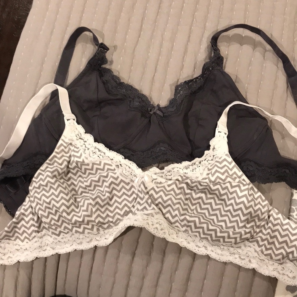 Set of 2 nursing bras